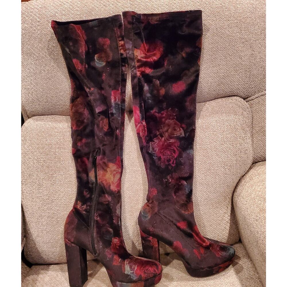 Madden Girl  Groupie Over-The-Knee Boots size 9